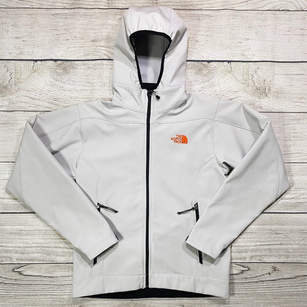 🟥 SOLD: The North Face Apex Bionic Jacket